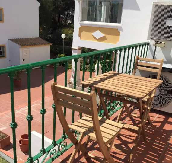 Short-term rent of middle floor apartment in Carib Playa