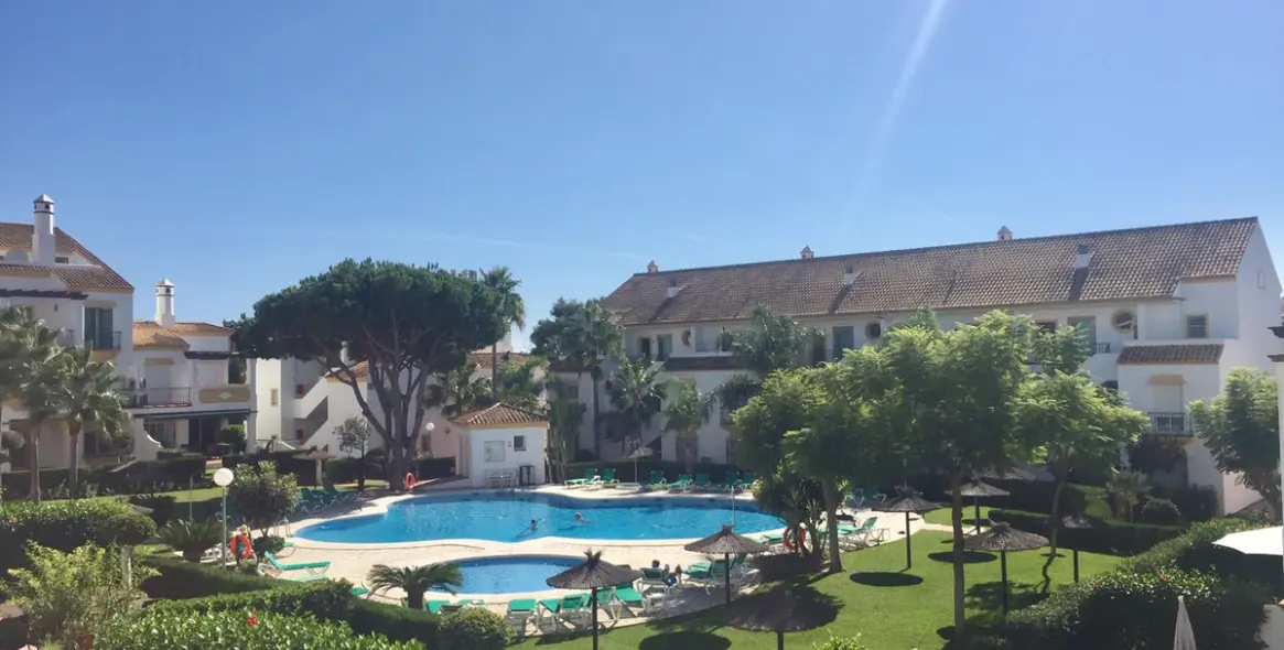 Alquiler a corto plazo de apartamento en planta media en Carib Playa 1