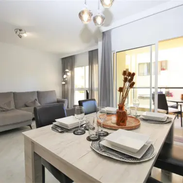 Alquiler a corto plazo de apartamento en planta baja en Estepona