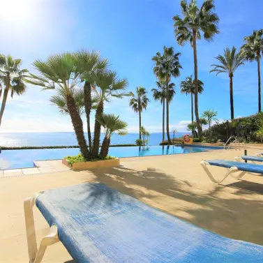 Alquiler a corto plazo de apartamento en planta baja en Estepona