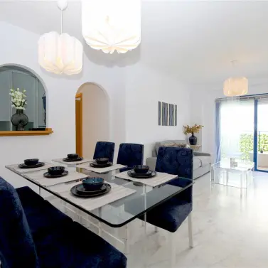 Short-term rent of middle floor apartment in Estepona