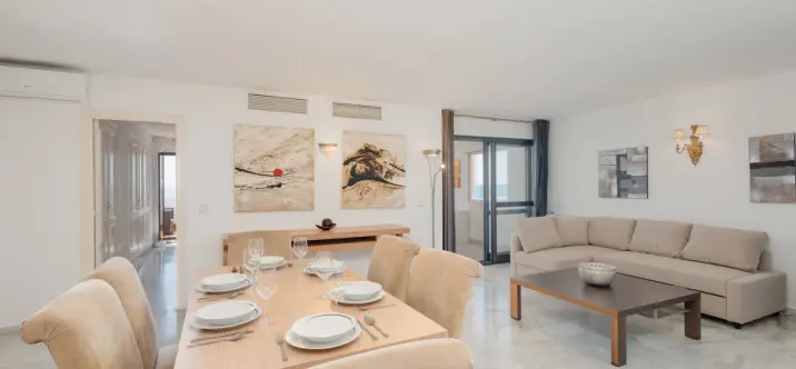 Middle floor apartment R5134828 0