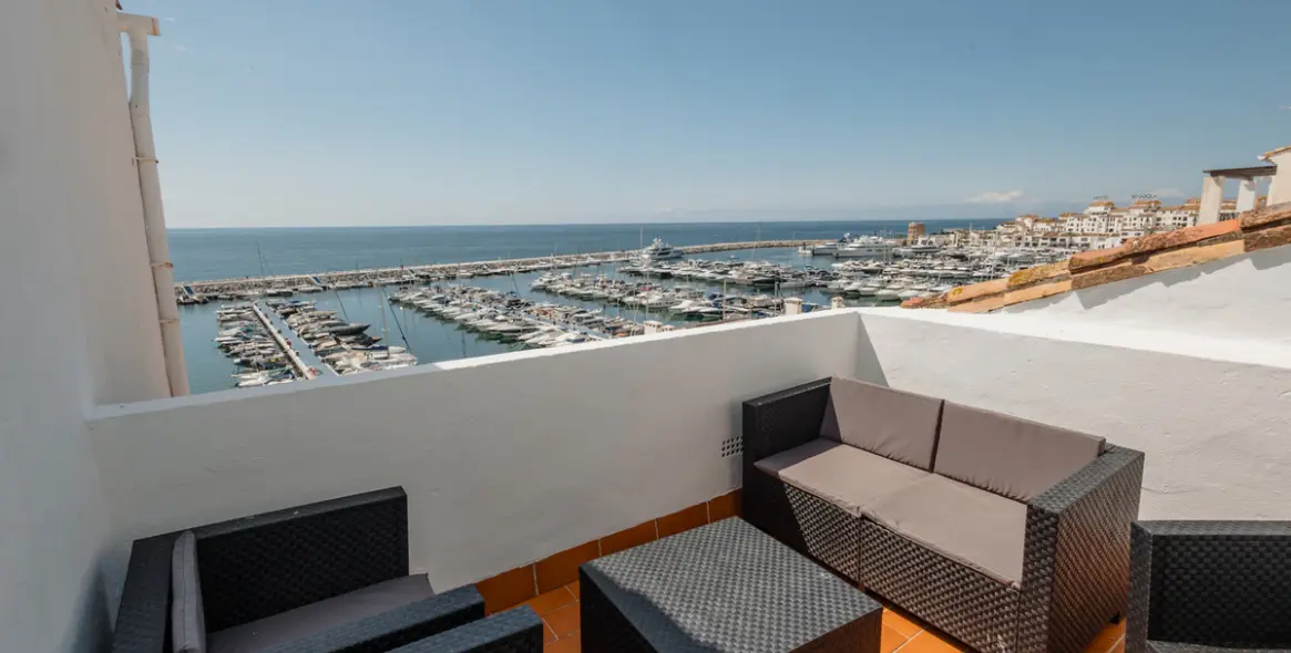 Долгосрочная аренда апартаментов на среднем этаже в Marbella (район Puerto Banús) 4