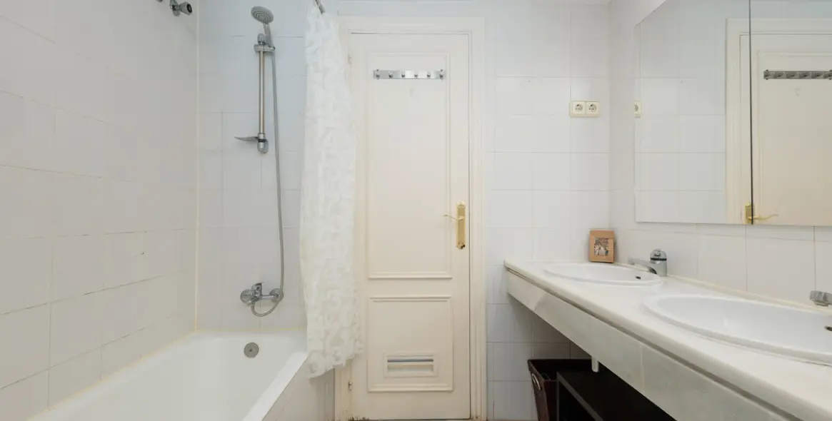 Долгосрочная аренда апартаментов на среднем этаже в Marbella (район Puerto Banús) 6