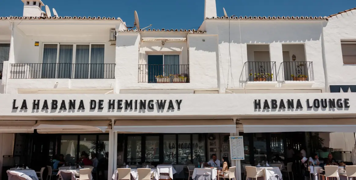 Long-term rent of middle floor apartment in Puerto Banús 11