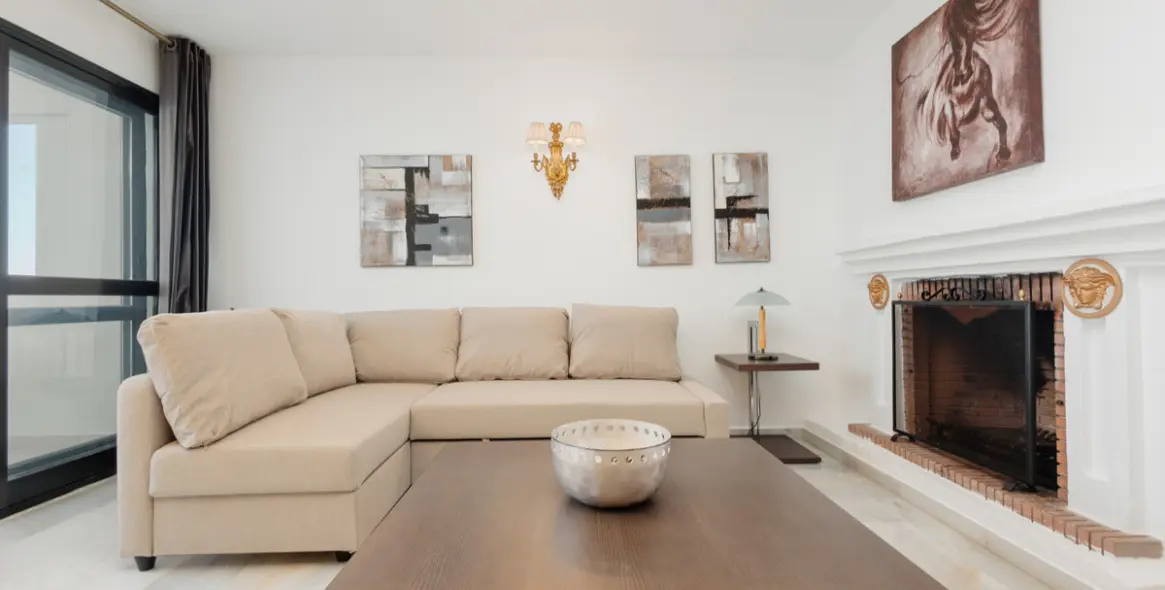 Long-term rent of middle floor apartment in Puerto Banús 19