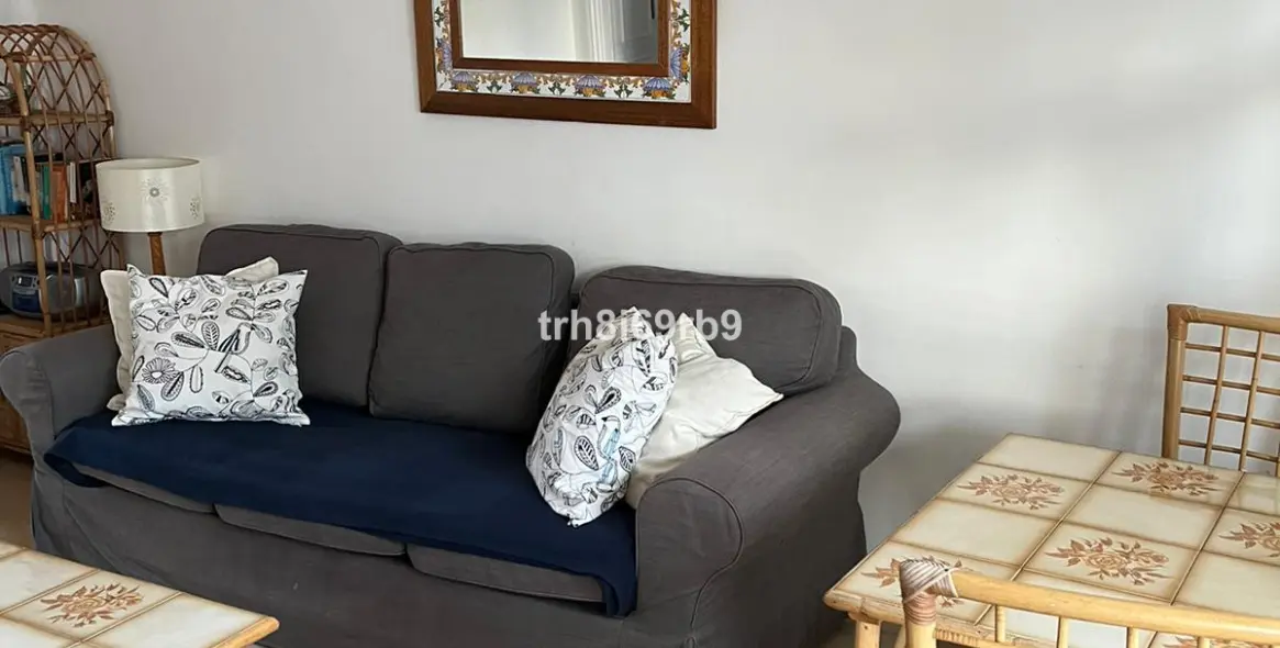 Краткосрочная аренда апартаментов на среднем этаже в Benavista 2