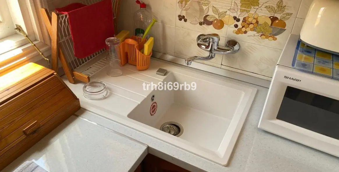 Краткосрочная аренда апартаментов на среднем этаже в Benavista 11