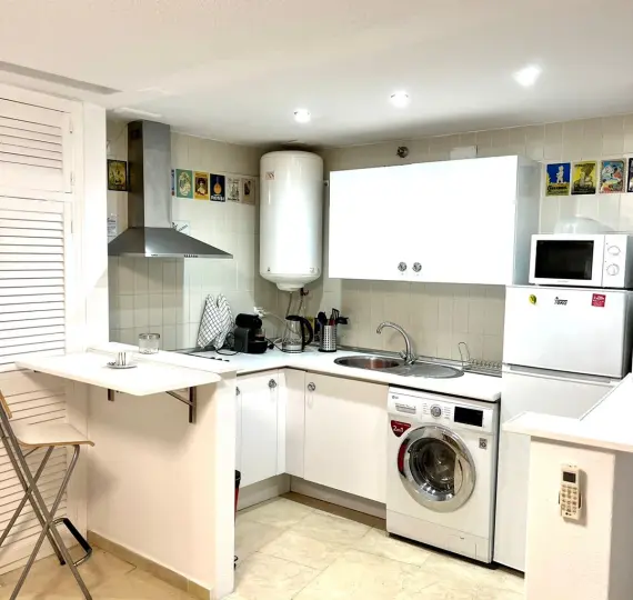 Short-term rent of middle floor apartment in Marbella