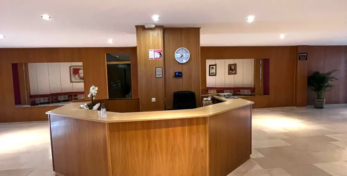 Short-term rent of middle floor apartment in Marbella 11