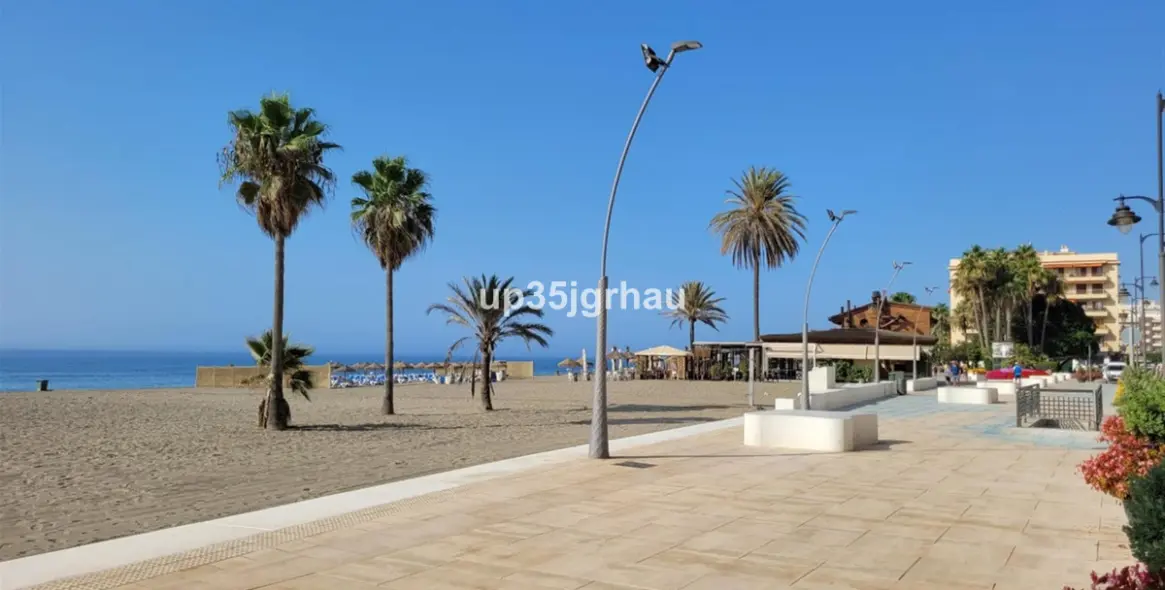 Long-term rent of studio in Estepona 34