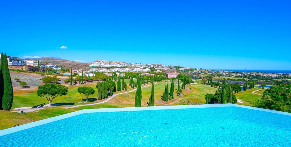 Venta de villa independiente en Benahavís (distrito Los Flamingos) 1