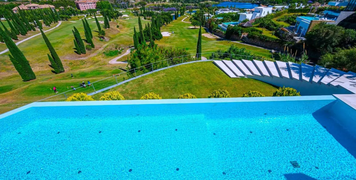 Venta de villa independiente en Benahavís (distrito Los Flamingos) 6