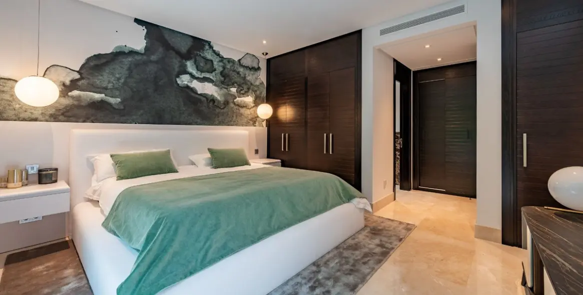 Sale of detached villa in Los Flamingos 29