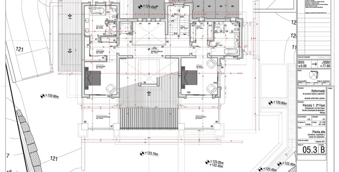 Sale of detached villa in Los Flamingos 53