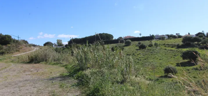 Parcela residencial R3623102 0