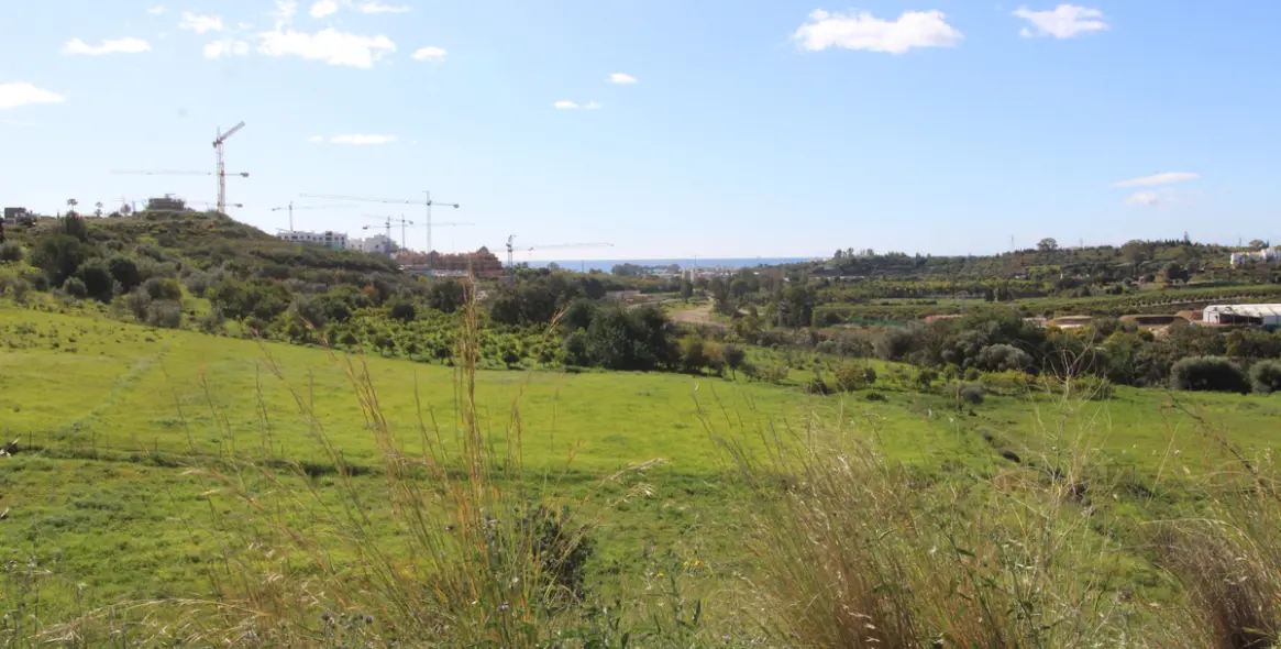 Venta de parcela residencial en Benahavís (distrito Benahavís) 2