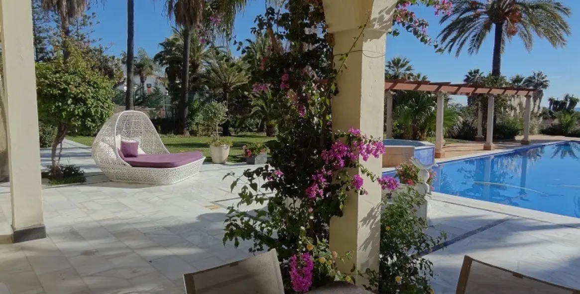 Venta de villa independiente en Estepona (distrito Estepona) 6