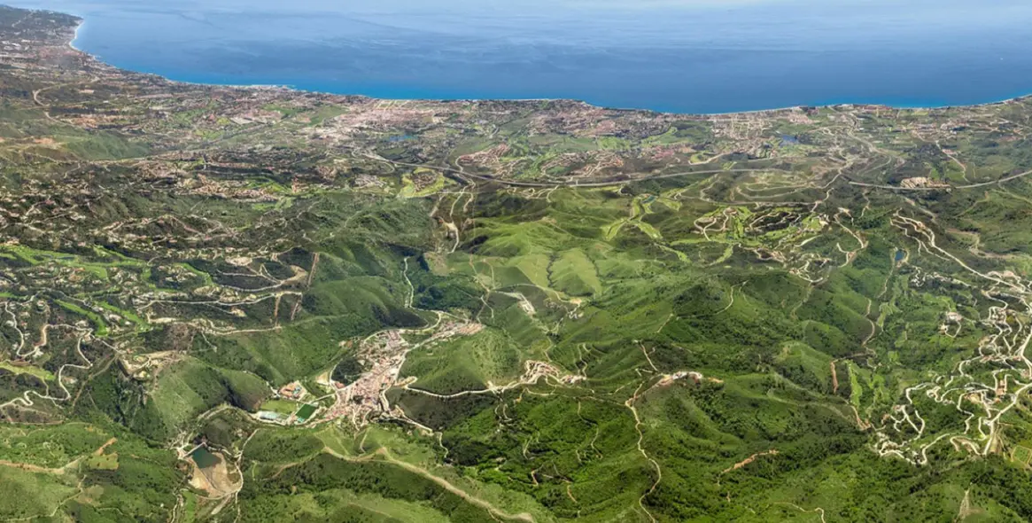 Venta de parcela residencial en Benahavís (distrito Benahavís) 1