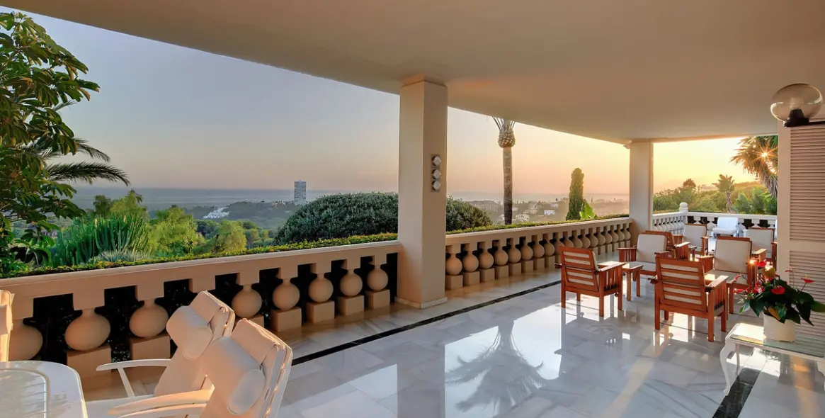 Venta de villa independiente en Marbella East (distrito Río Real) 5