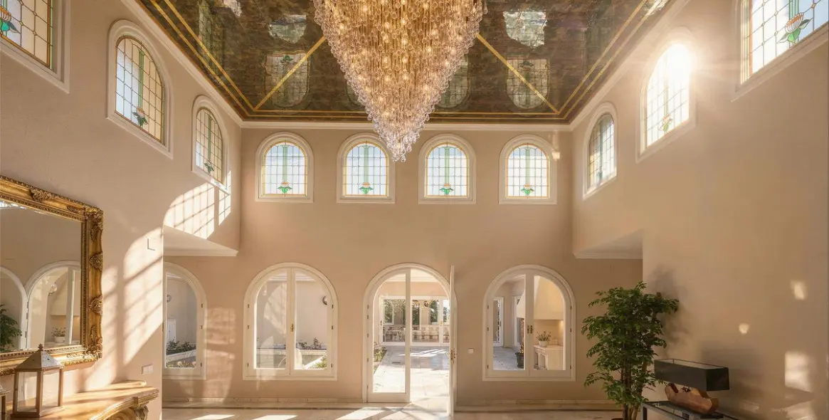 Sale of detached villa in Río Real 2