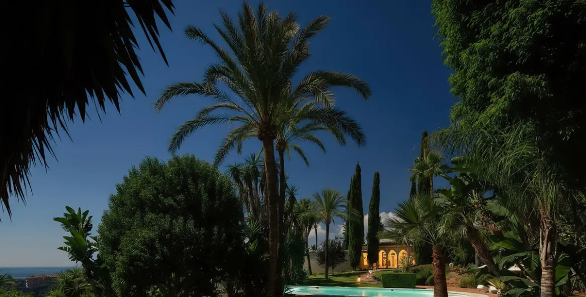 Sale of detached villa in Río Real 22