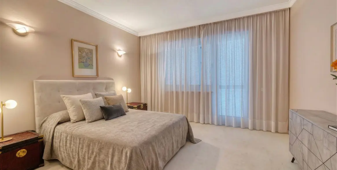 Sale of detached villa in Río Real 27