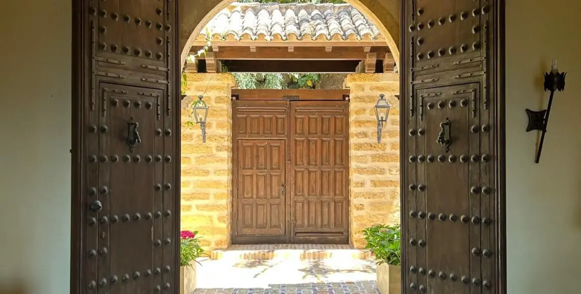 Sale of detached villa in Sierra Blanca 22