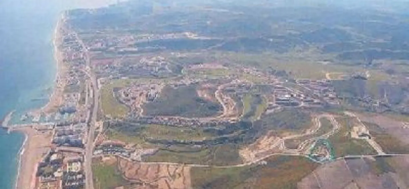 Sale of residential plot in La Duquesa 0