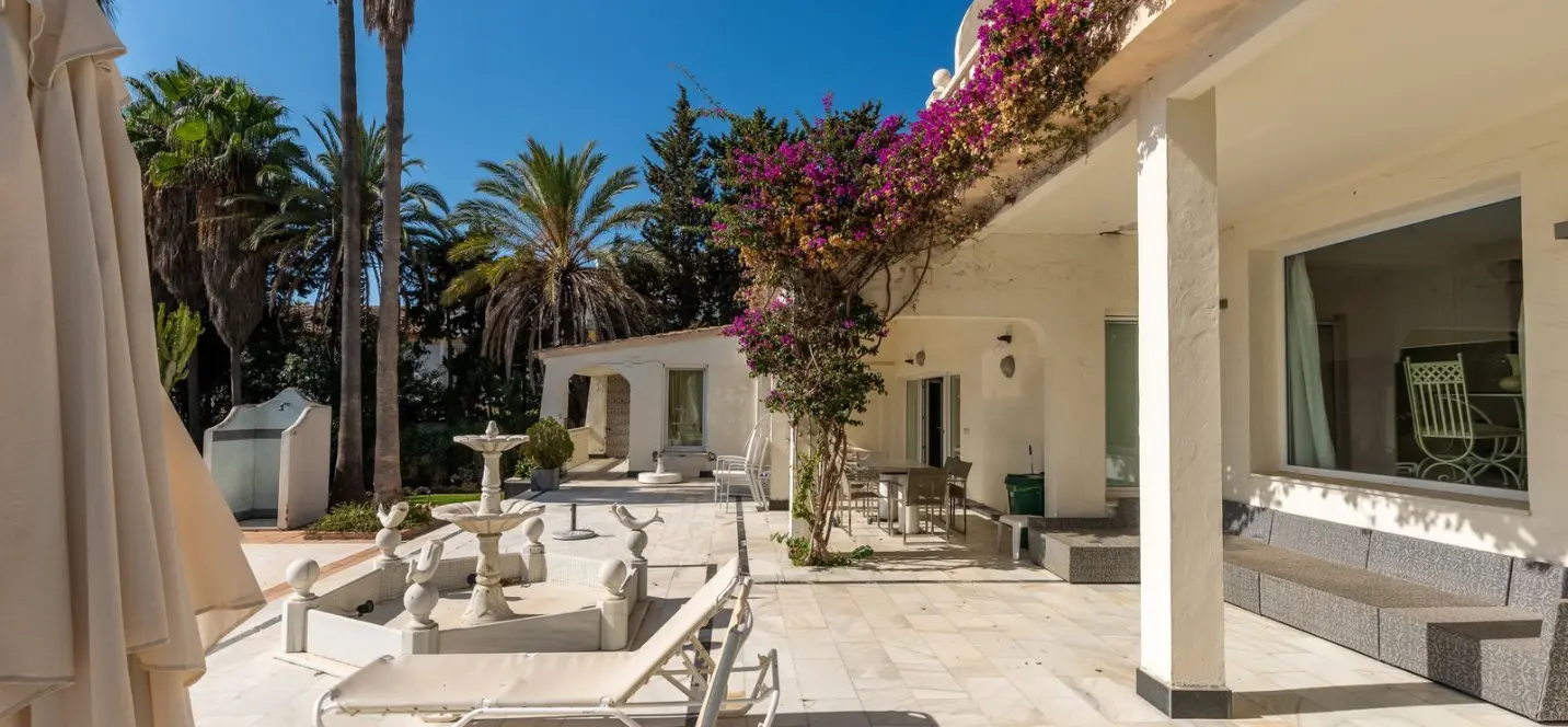 Venta de villa independiente en Estepona 4