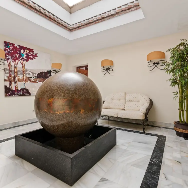 Venta de villa independiente en Estepona