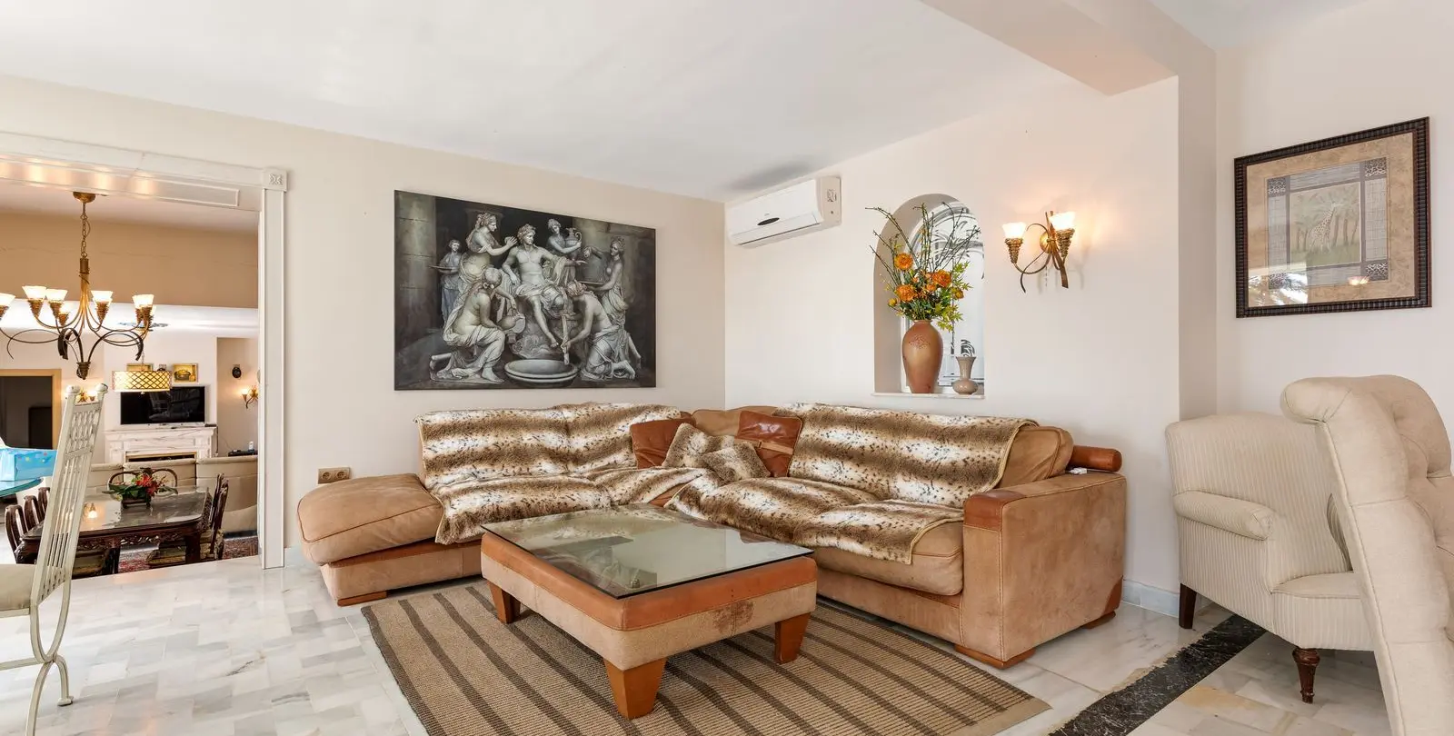 Venta de villa independiente en Estepona 8