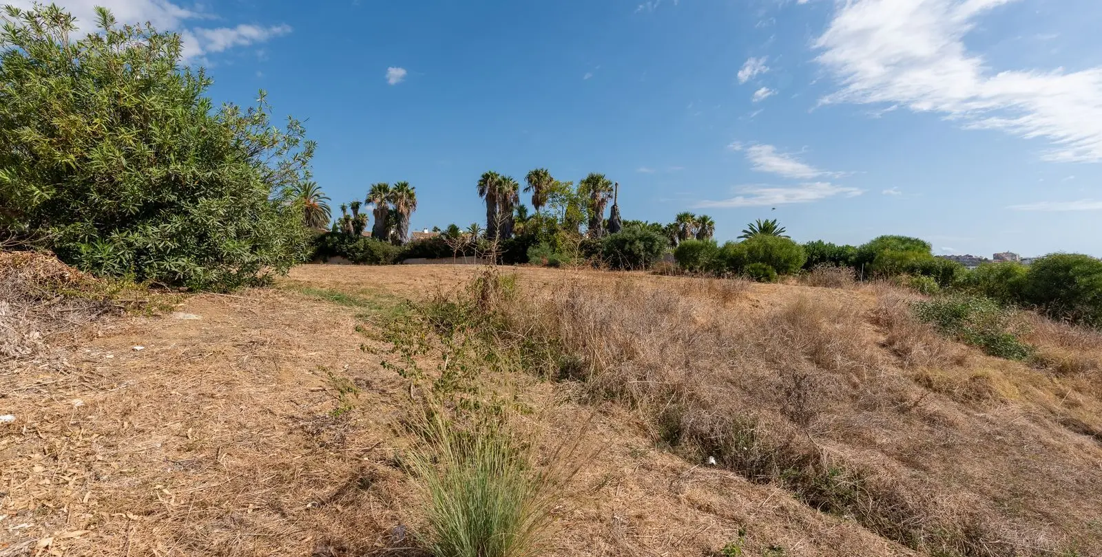 Venta de villa independiente en Estepona 14