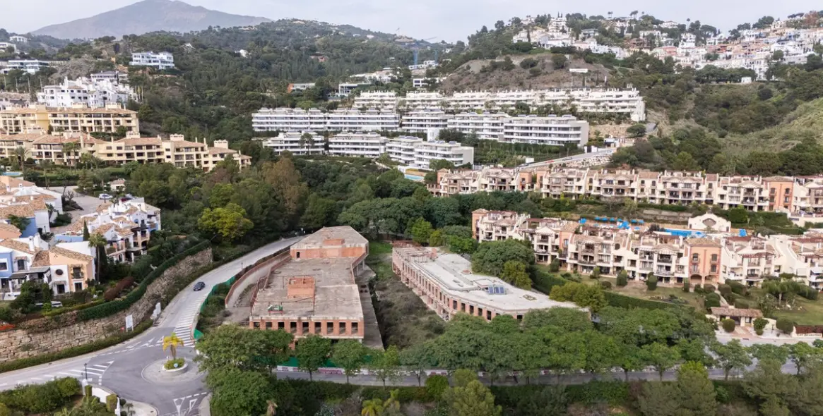 Sale of commercial premises in Benahavís 12