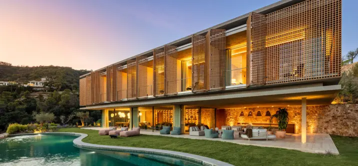 Detached villa R5047816 0