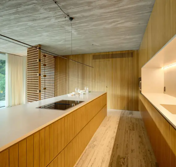 Detached villa R5047816