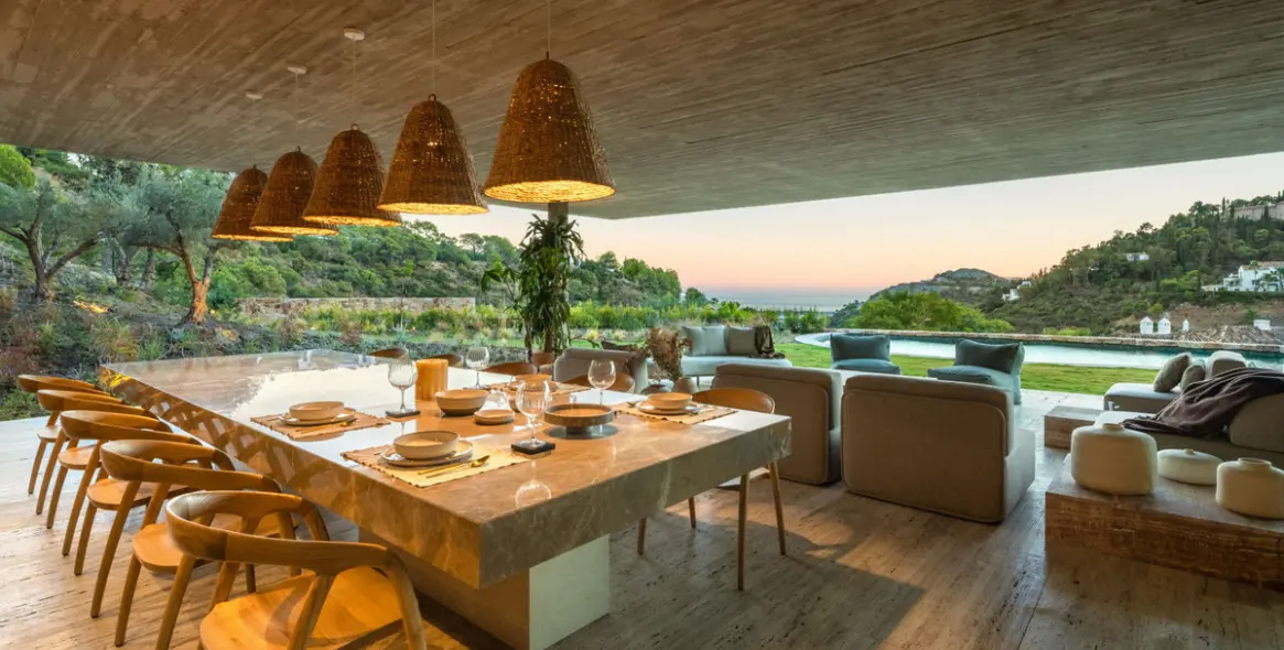 Продажа  отдельно стоящей виллы в El Madroñal 41