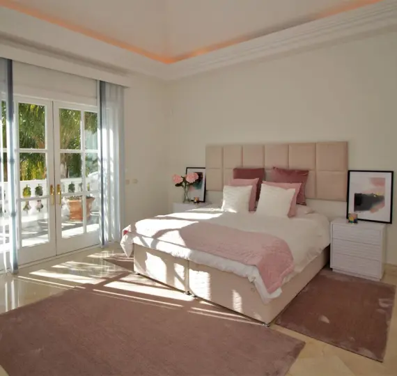 Villa independiente R4827004