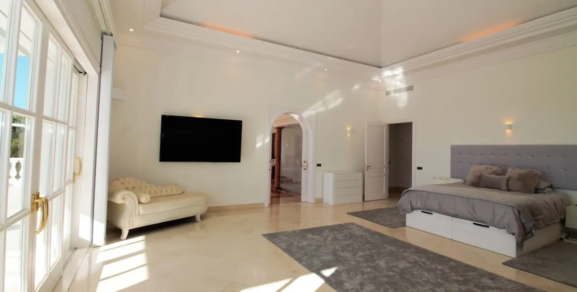 Venta de villa independiente en Benahavís (distrito La Zagaleta) 8