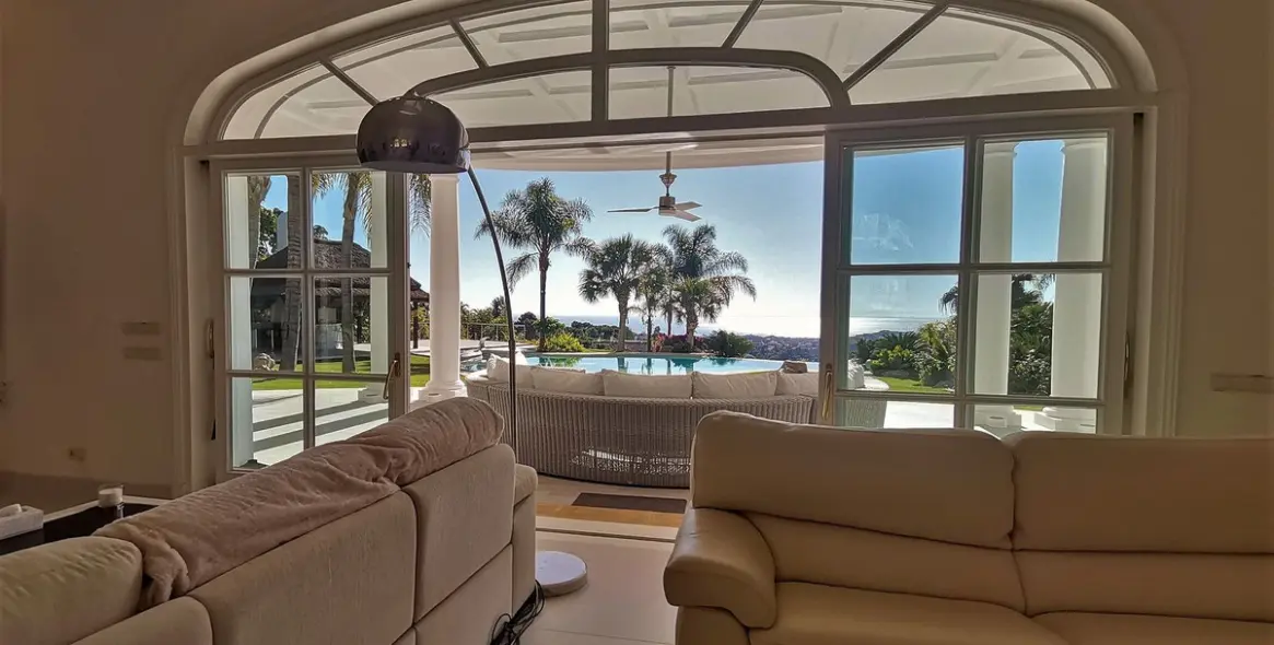 Продажа  отдельно стоящей виллы в La Zagaleta 19