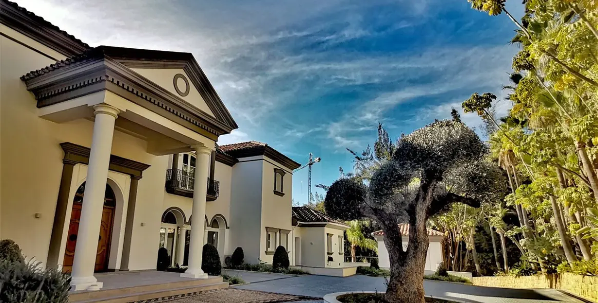 Venta de villa independiente en La Zagaleta 11