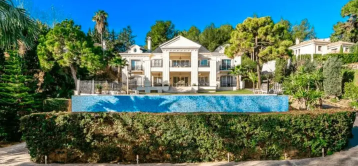 Detached villa R4788610 0