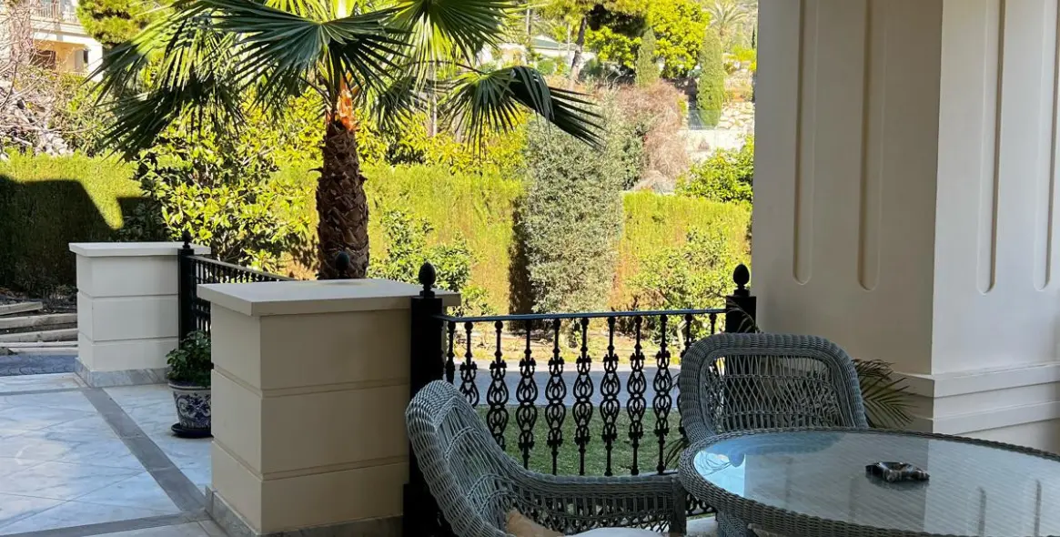 Sale of detached villa in Marbella (district The Golden Mile) 6