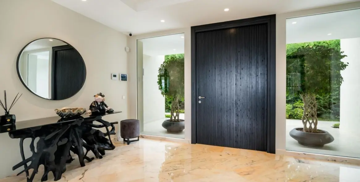 Продажа  отдельно стоящей виллы в Marbella (район Sierra Blanca) 4