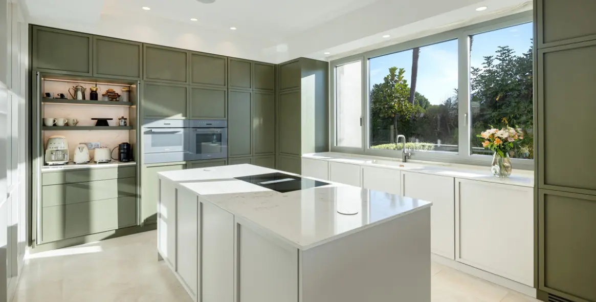 Sale of detached villa in Benahavís (district Monte Halcones) 6