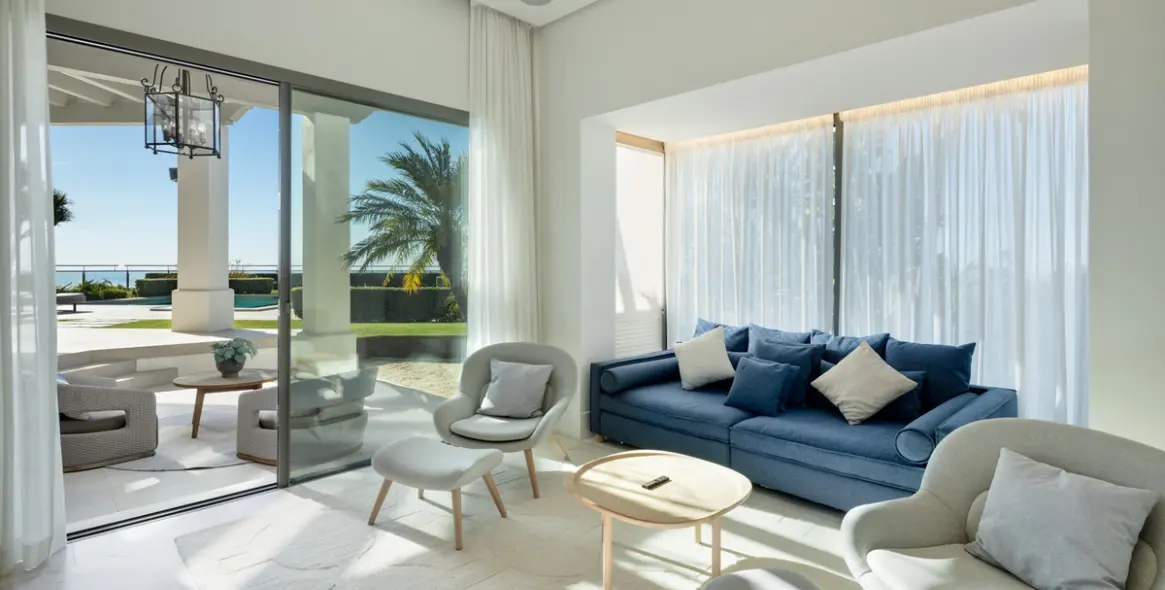 Продажа  отдельно стоящей виллы в Monte Halcones 11