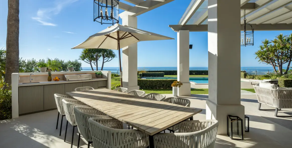 Продажа  отдельно стоящей виллы в Monte Halcones 15