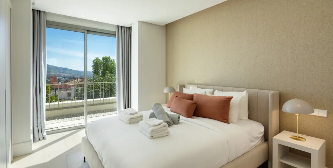 Sale of detached villa in Monte Halcones 23