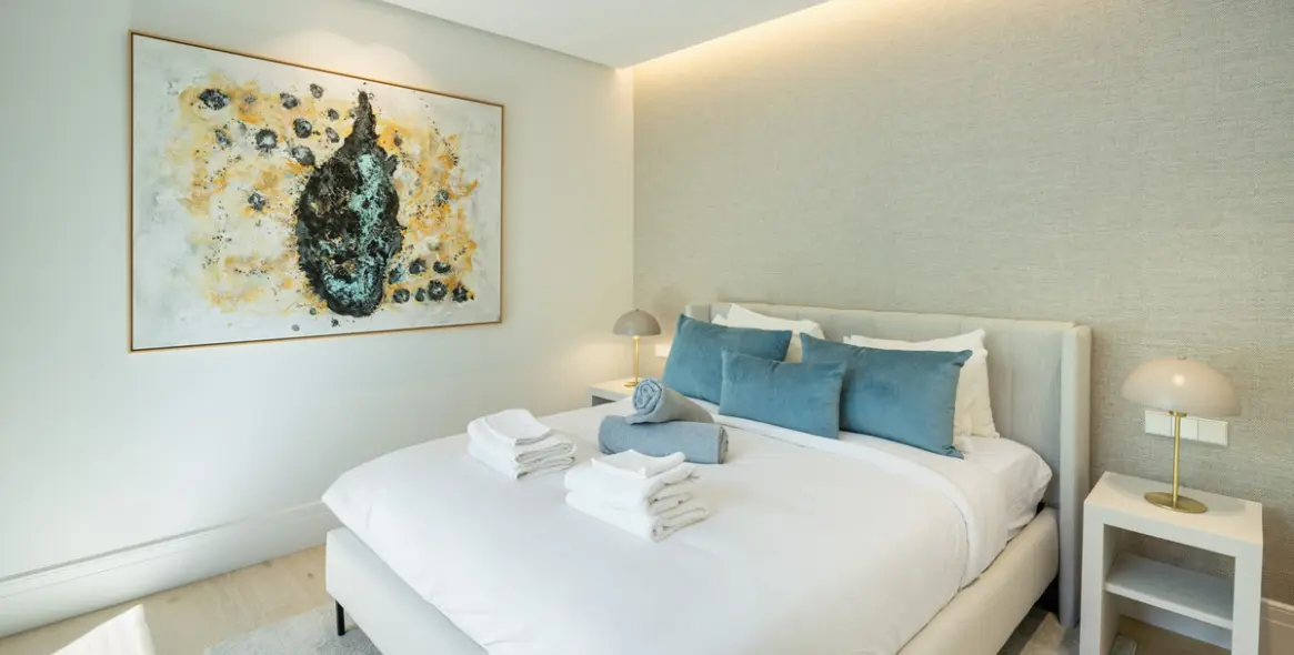 Sale of detached villa in Monte Halcones 26