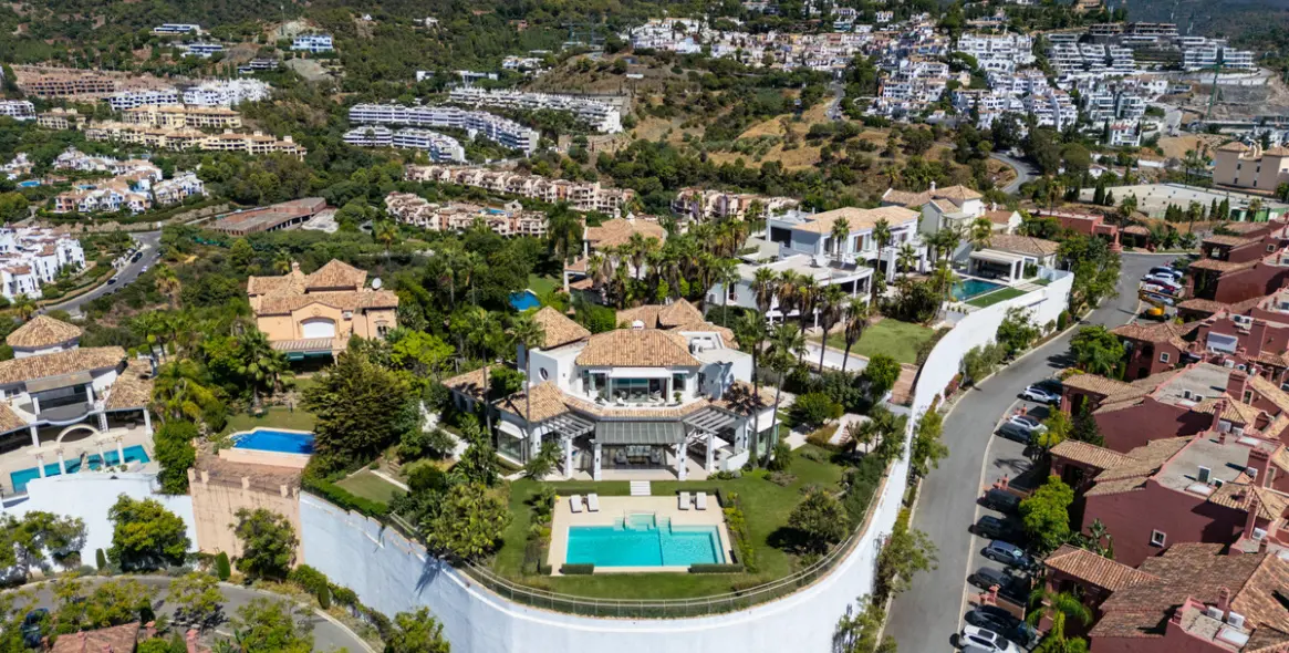 Sale of detached villa in Monte Halcones 41